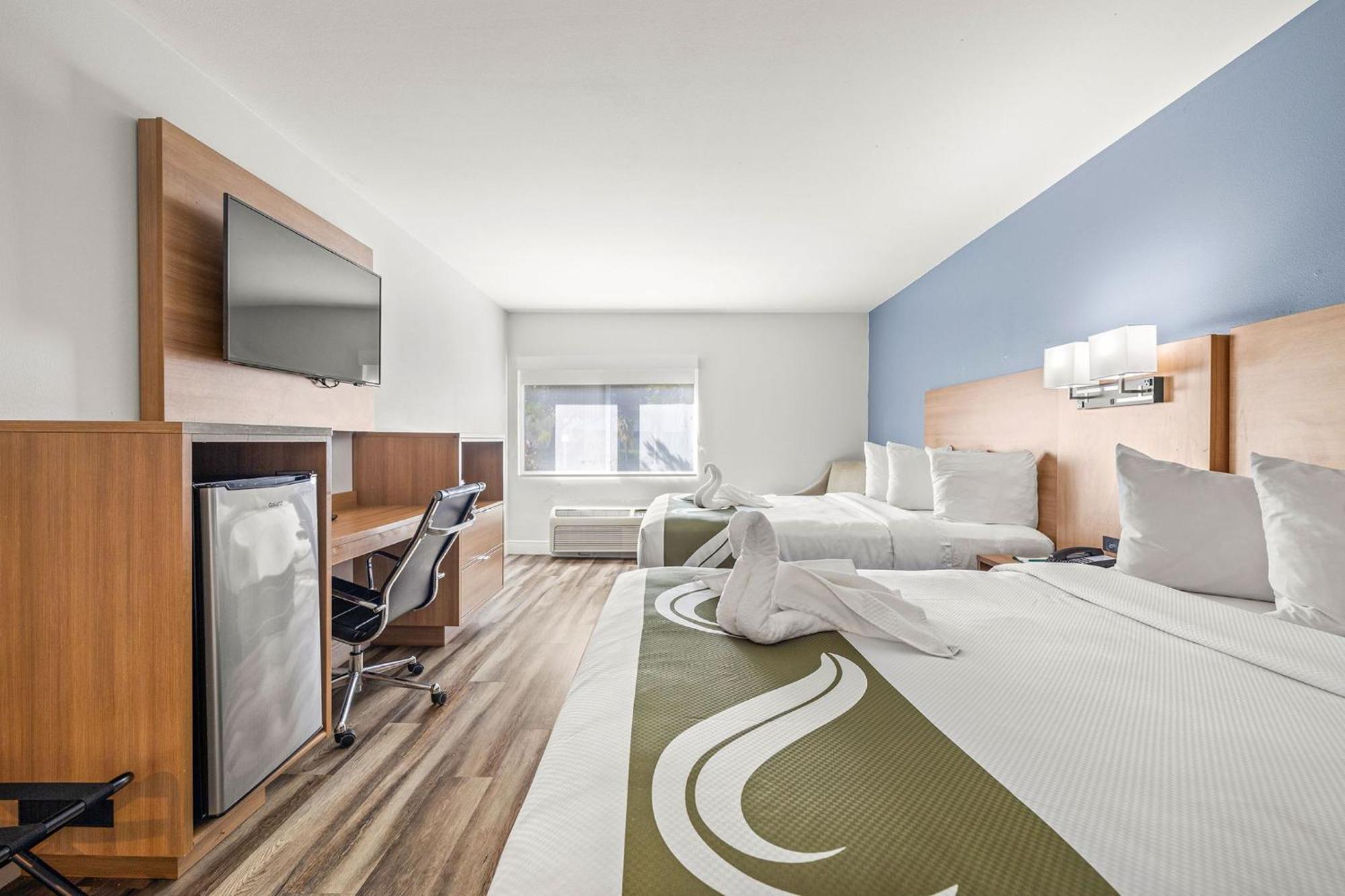 Quality Inn & Suites Tampa-Ybor City Экстерьер фото